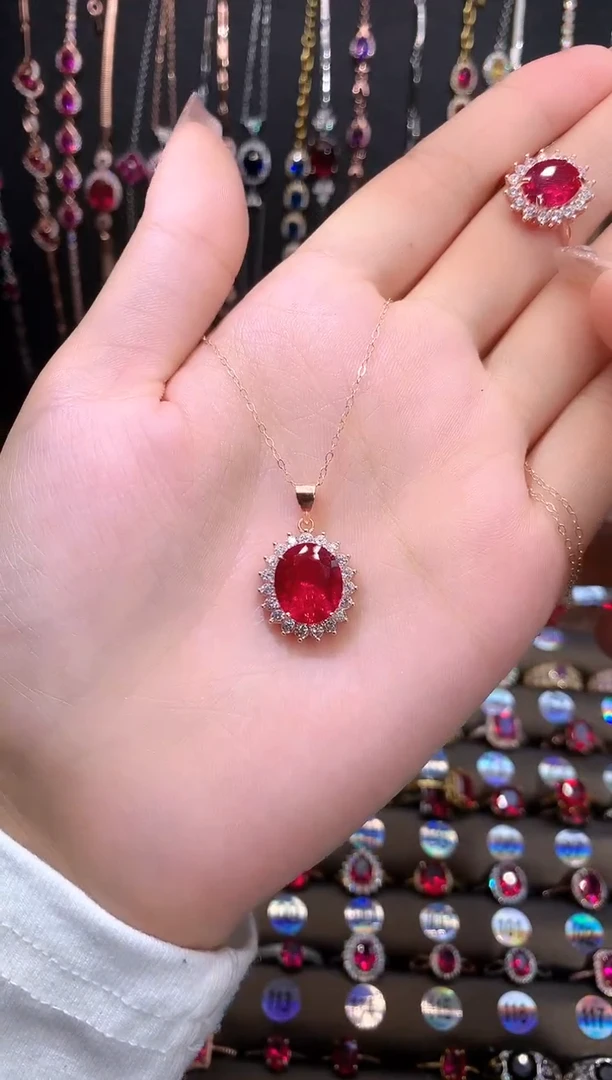 银S925镶嵌吊坠(赠链)红宝石，玫瑰金10.12