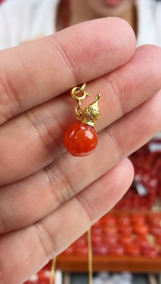 银S925镶嵌葫芦吊坠（不带链）南红玛瑙一个（多样式发其一）