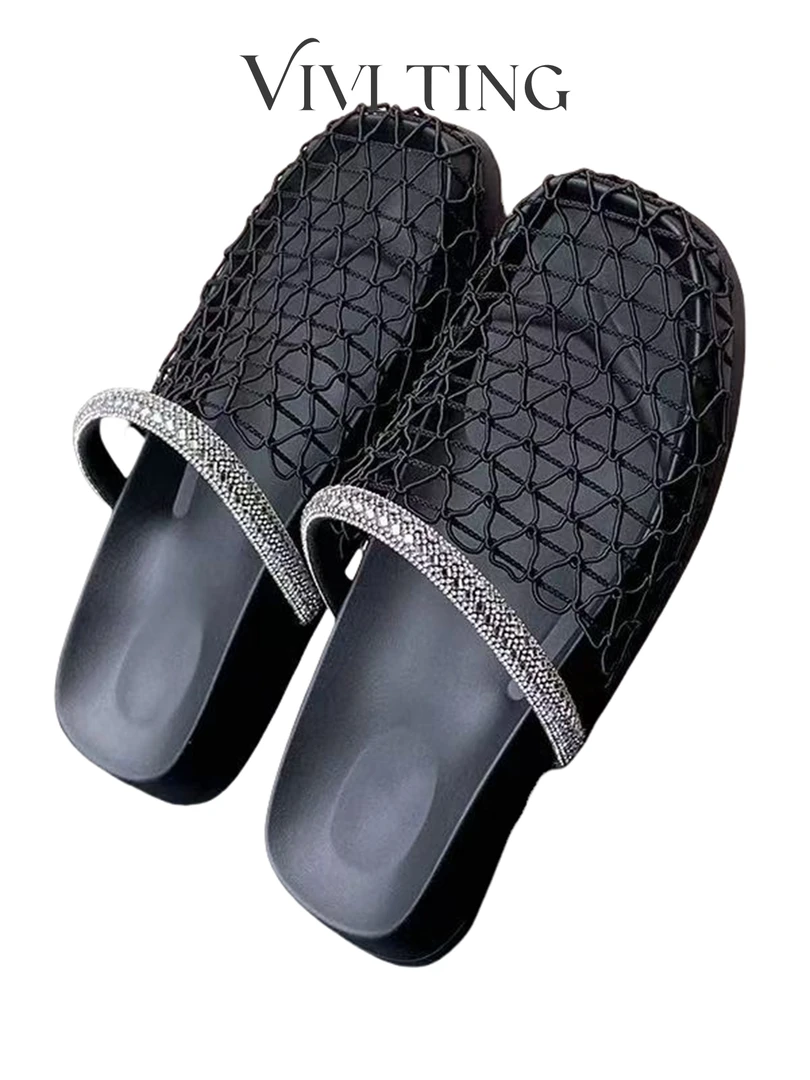 【VIVI·TING】婷姐推荐极简风夏季镂空卡通钻平底方头拖鞋