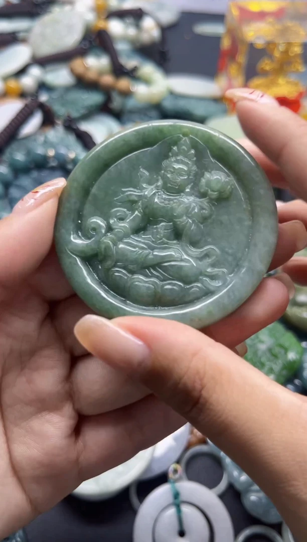 【闪购商品】翡翠颈饰未镶嵌翡翠