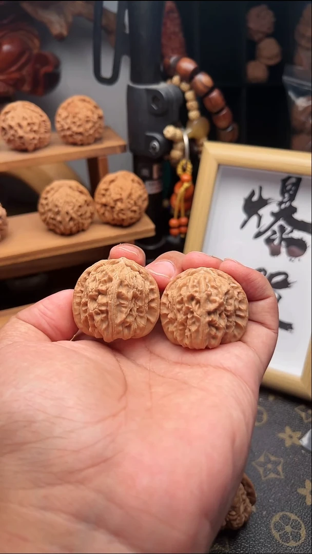 吊坠文玩核桃白狮子40