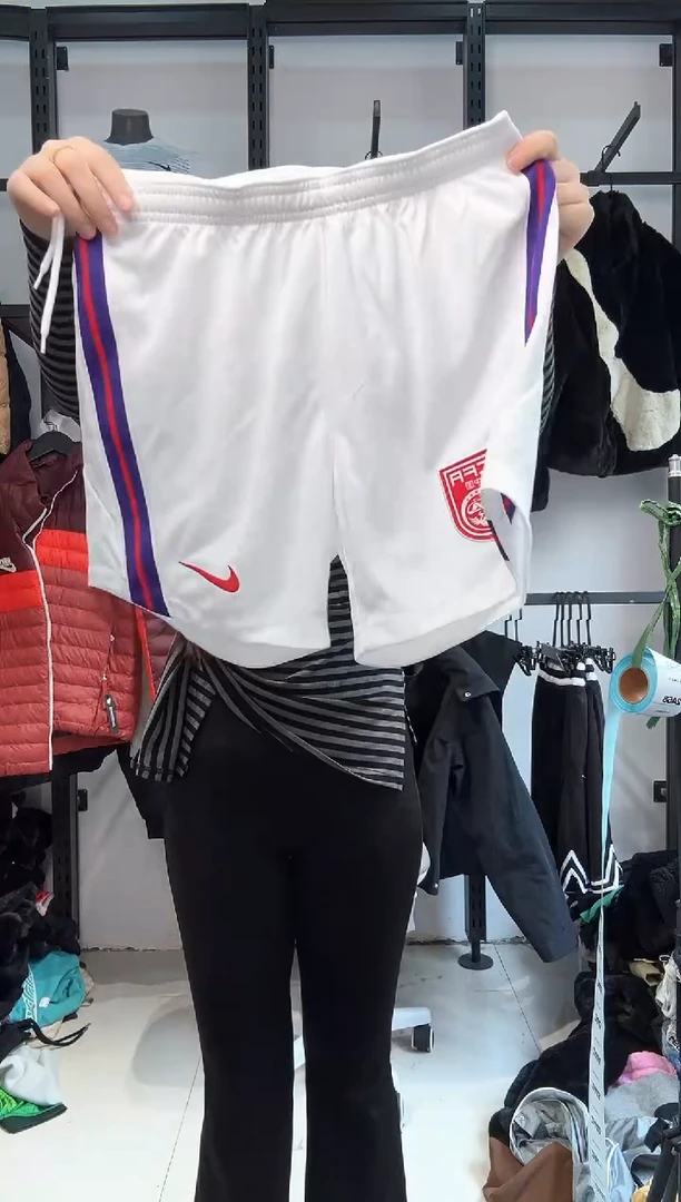 2440编码  瑕疵直播间过款为准 尺码