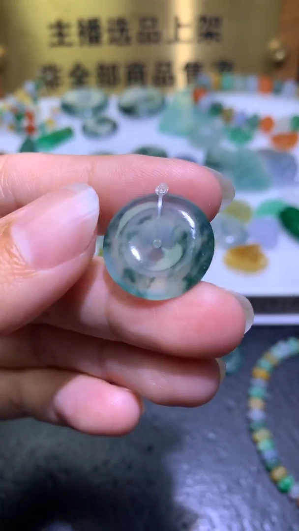 未镶嵌定制翡翠毛货