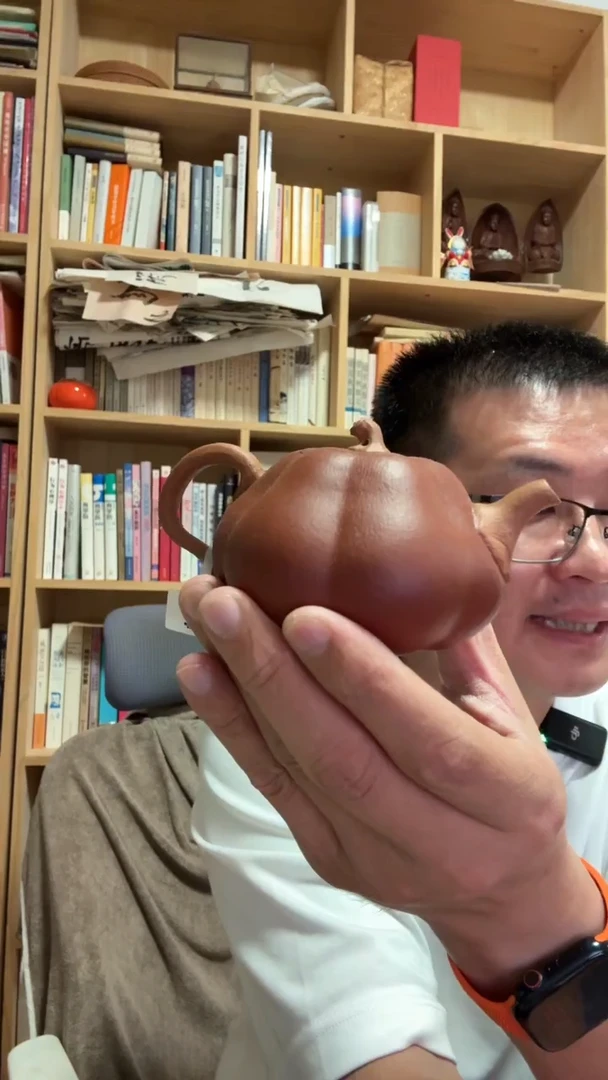 书法梦*人赠送给老徐的好朋友梦哥紫砂壶