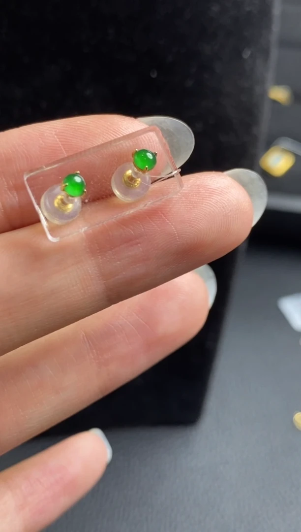 翡翠18K金镶嵌耳饰耳饰