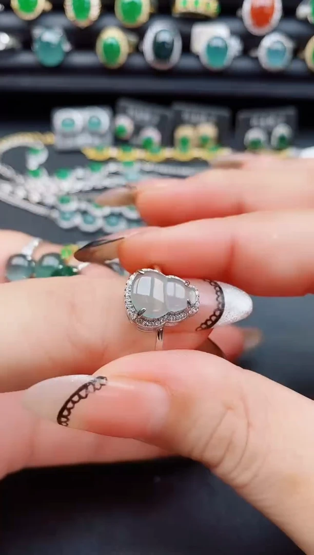 翡翠戒指银S925镶嵌5850