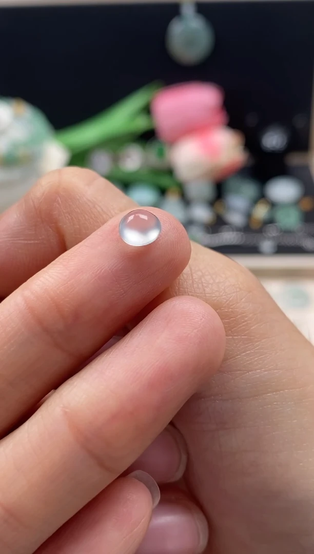 【闪购商品】翡翠颈饰未镶嵌翡翠白冰的蛋面