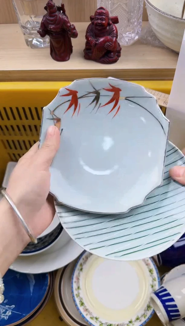329回流瓷器，默认微瑕，18包邮