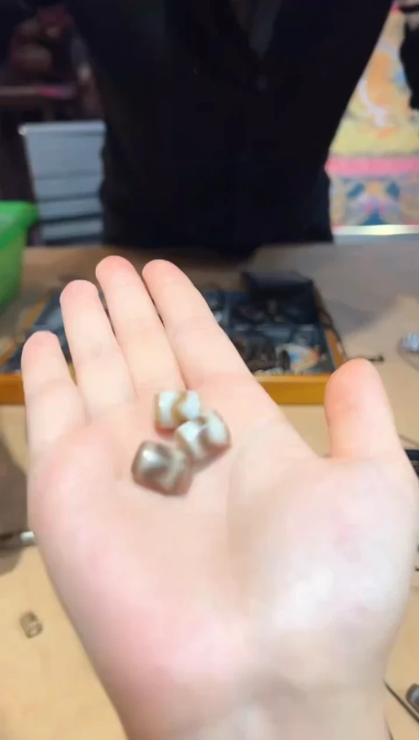 【闪购商品】玛瑙/玉髓吊坠未镶嵌桶珠