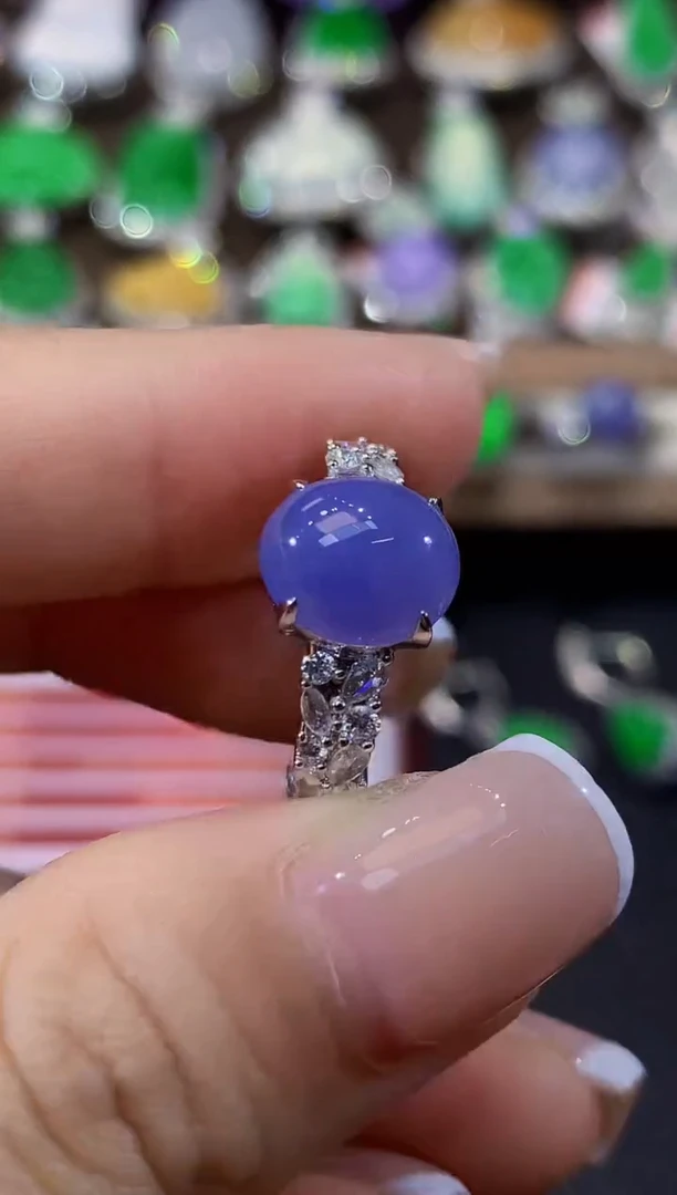 18K金镶嵌戒指翡翠d61 紫货有一定色差