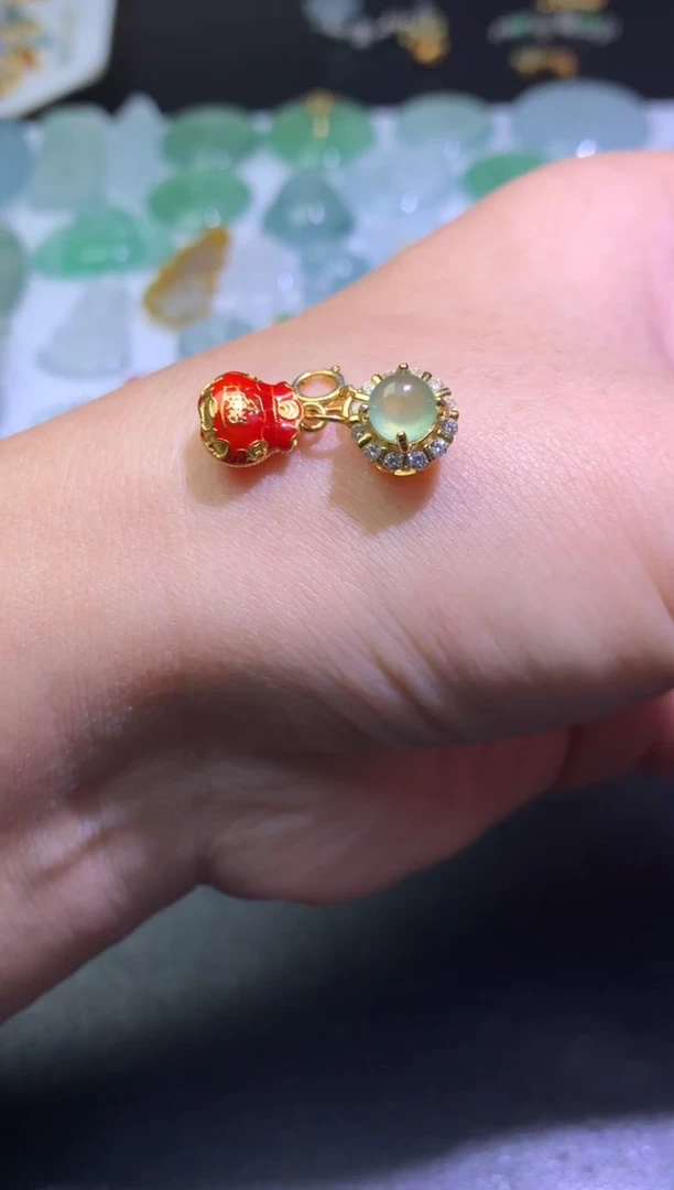 颈饰未镶嵌翡翠净货