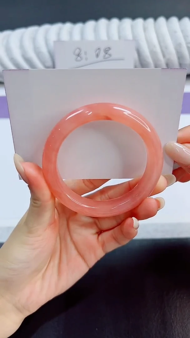 未镶嵌手镯石英质玉6/55.3