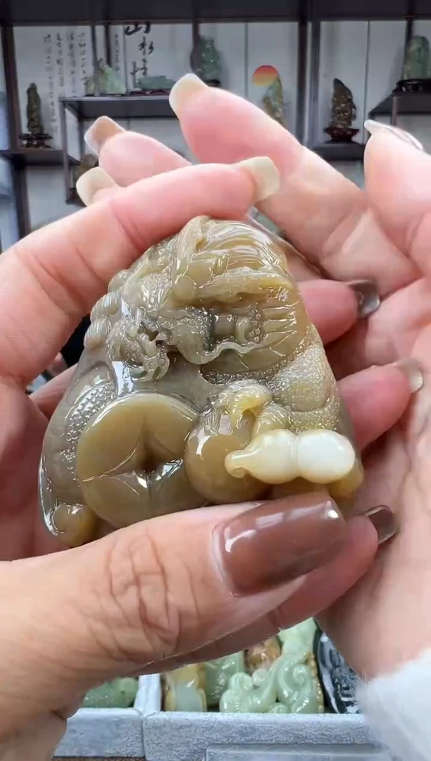 未镶嵌和田玉把件1