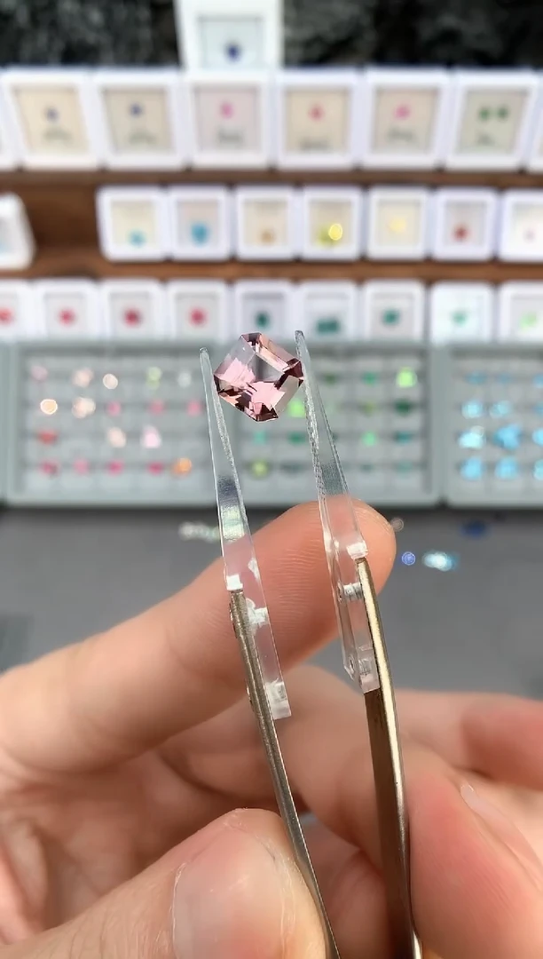 【闪购商品】定制碧玺裸石未镶嵌2.26ct