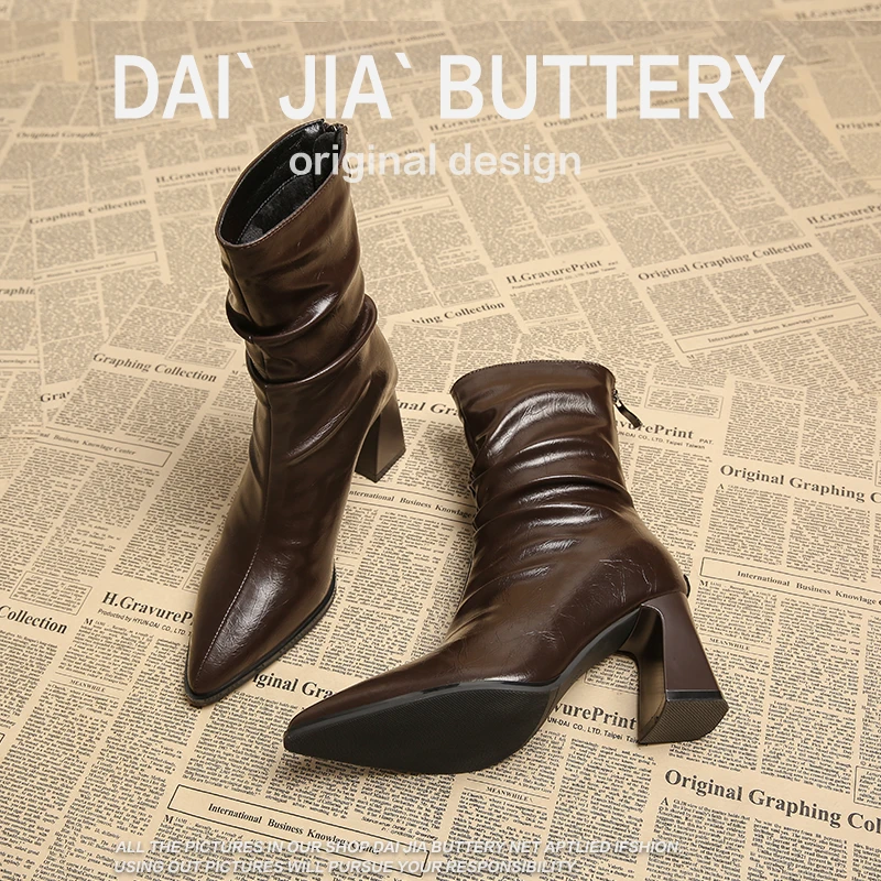 堆堆靴2025秋季新款时尚细跟女短靴复古气质尖头高跟后拉链中筒靴