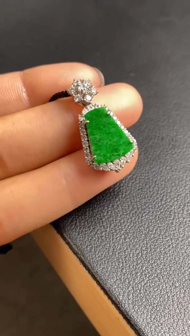【闪购商品】定制翡翠未镶嵌翡翠毛货~