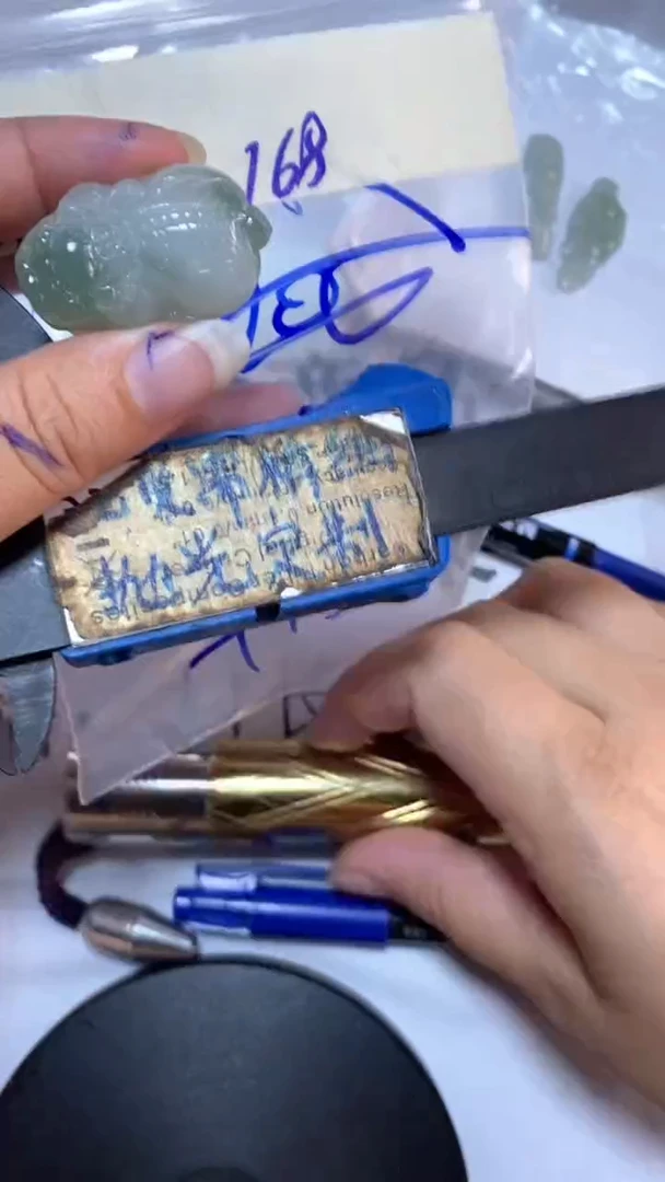 未镶嵌定制翡翠毛货需抛光多样性拍一发一