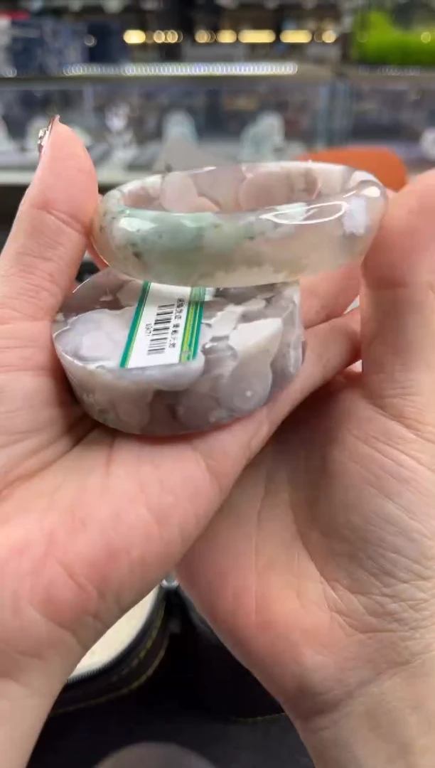 未镶嵌手镯石英质玉尘*丷圈口（赠品镯心）