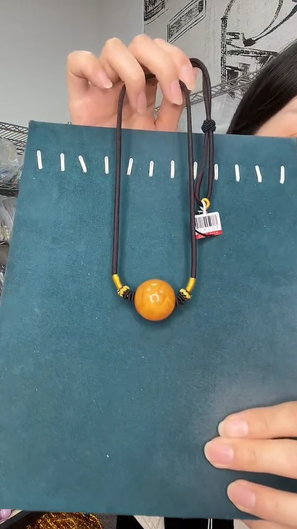 未镶嵌琥珀裸石A1387天然蜜蜡