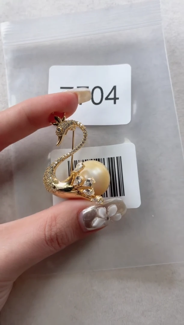 未镶嵌胸针海水珍珠Z704