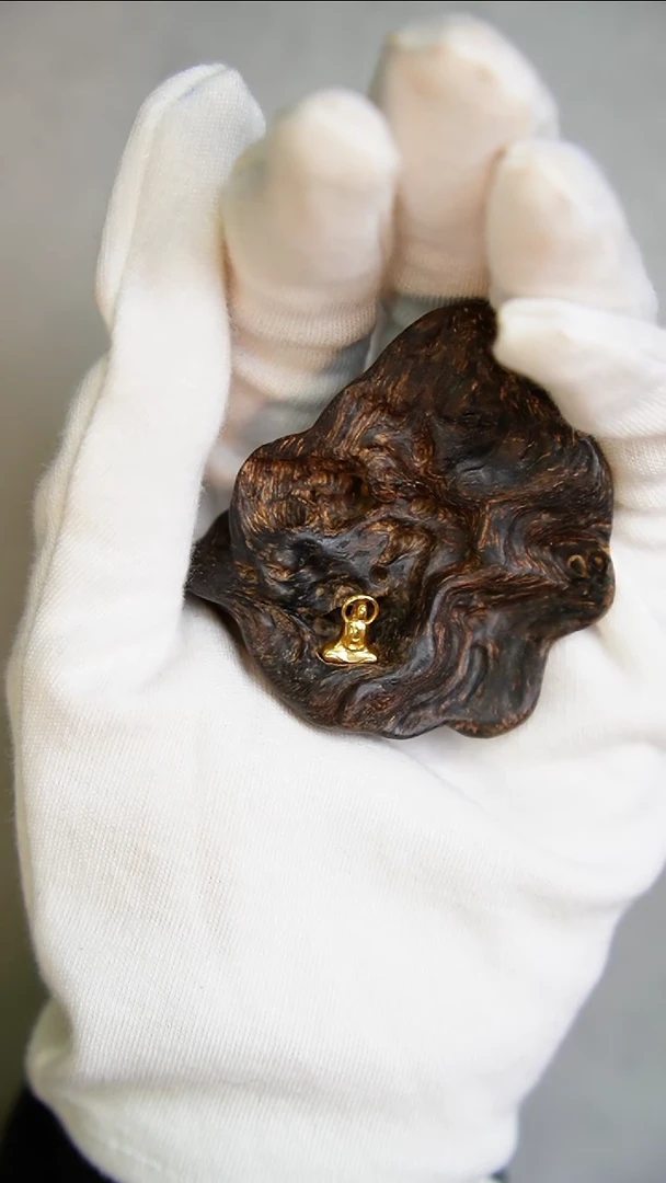 【闪购商品】沉香吊坠21g正区达拉干老料挂坠 无相佛