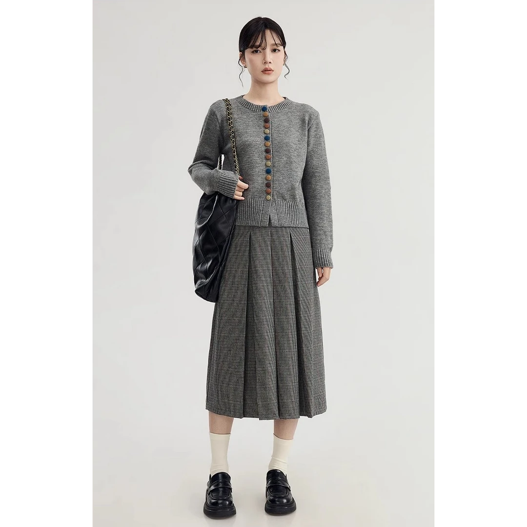 彩色扣子针织衫毛衣女修身显瘦百搭保暖开衫上衣G5014