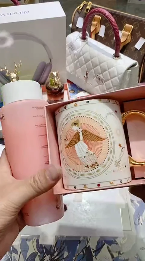 瓷片生活的本意就是开心@@1