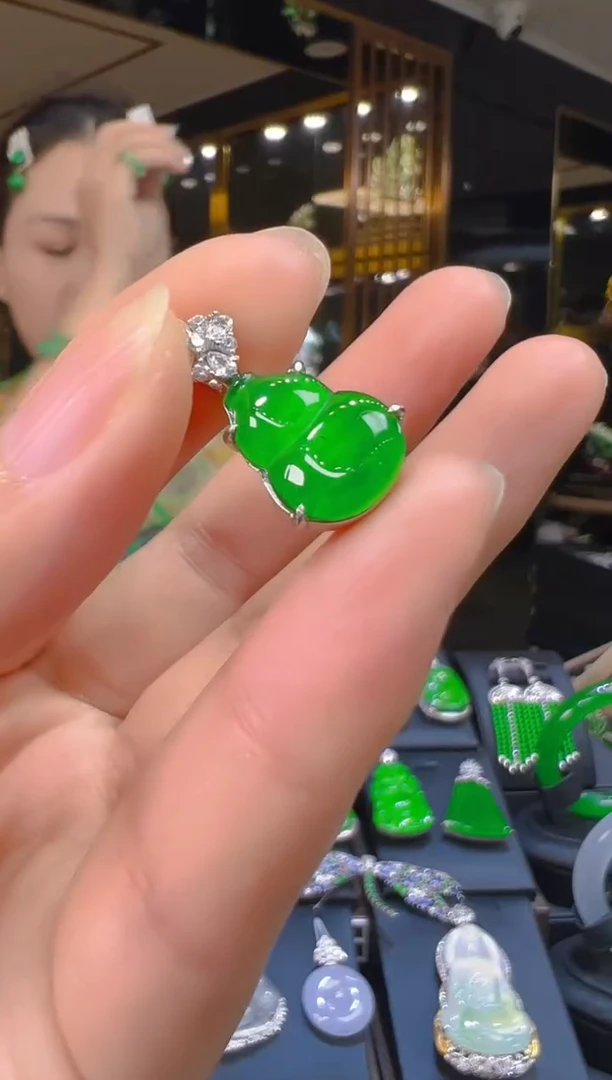 翡翠银S925镶嵌吊坠(赠链)118（多样性发其一）