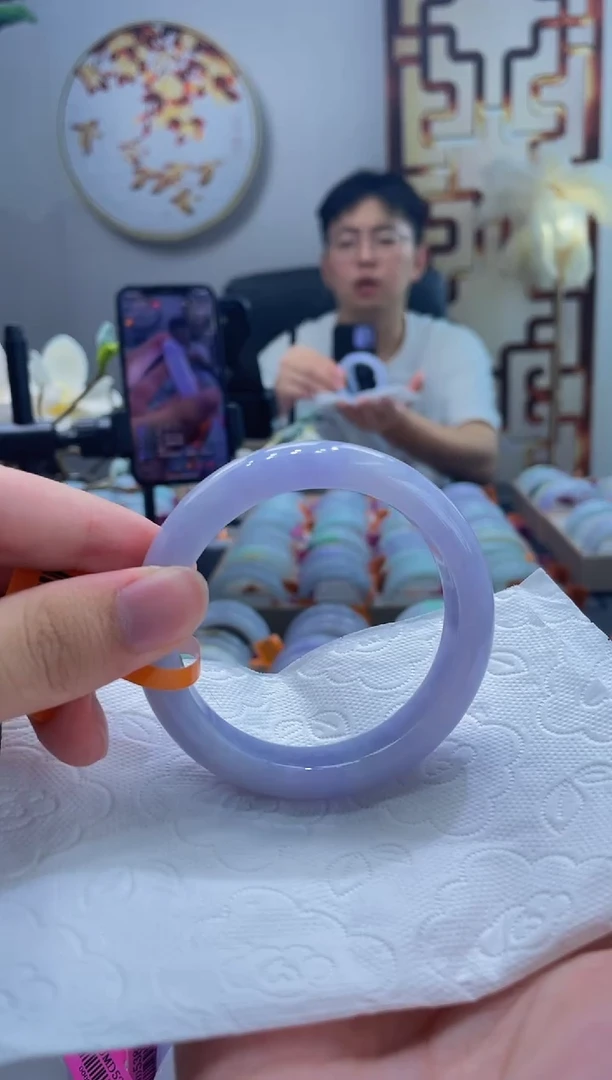 翡翠手镯未镶嵌116-56