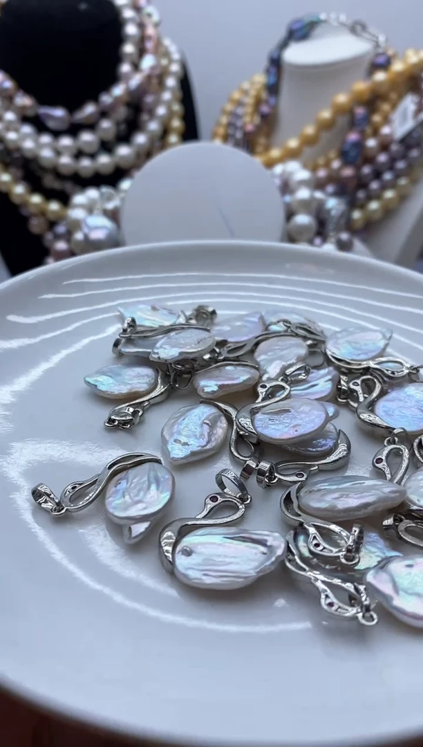 【闪购商品】淡水珍珠颈饰钛钢8