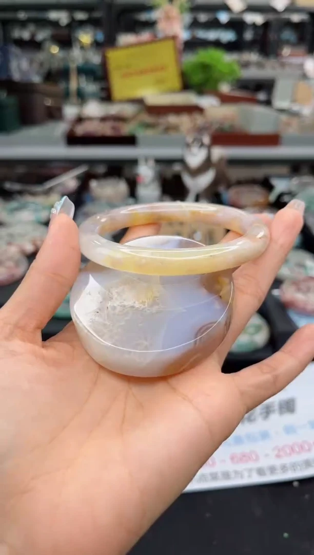 【闪购商品】石英质玉手镯未镶嵌62圈口（赠品镯心）1421690