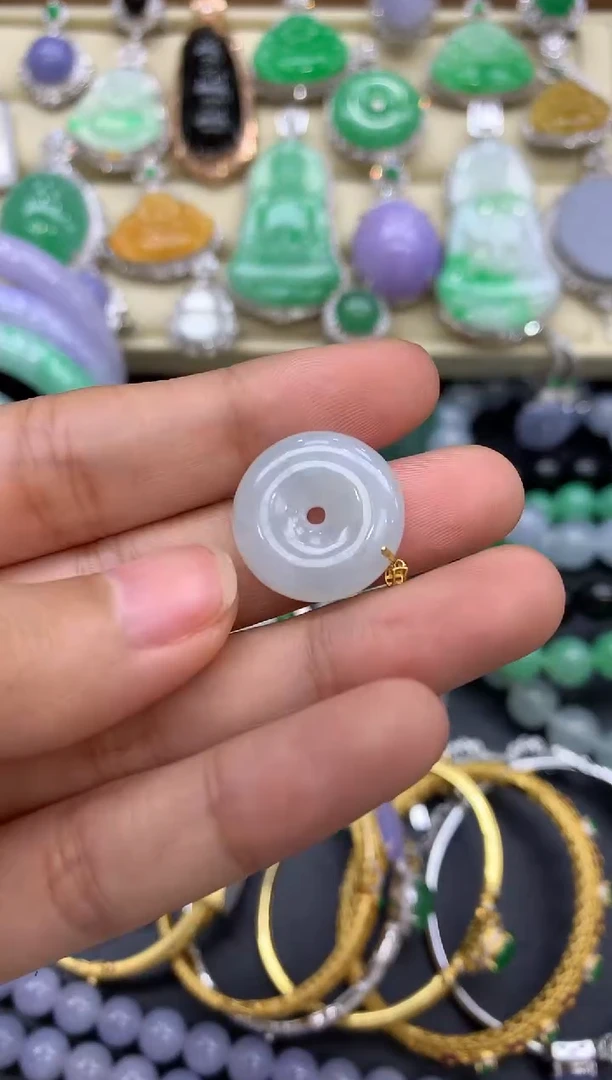 翡翠18K金镶嵌颈饰2-中国好珍宝