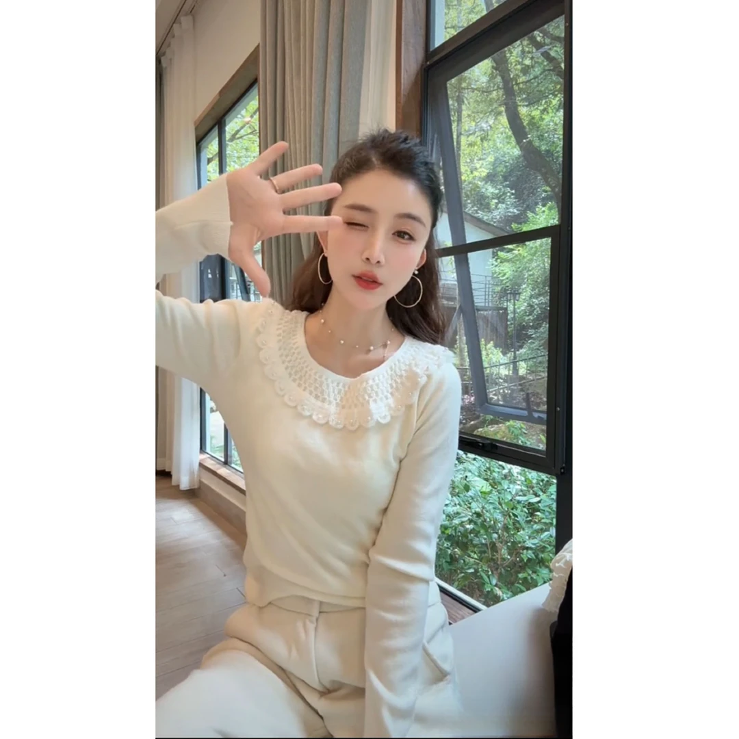 洋洋优选-秋冬新款韩系温柔风珍珠荷叶领设计套头针织衫女YY71908