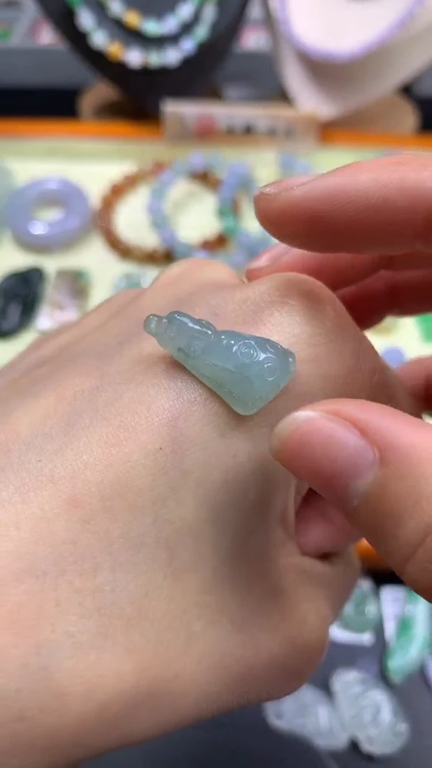 【闪购商品】定制翡翠未镶嵌翡翠