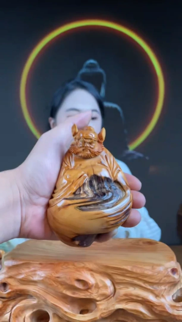 柏木（崖柏）手工摆件,先抢先得! 编号:369