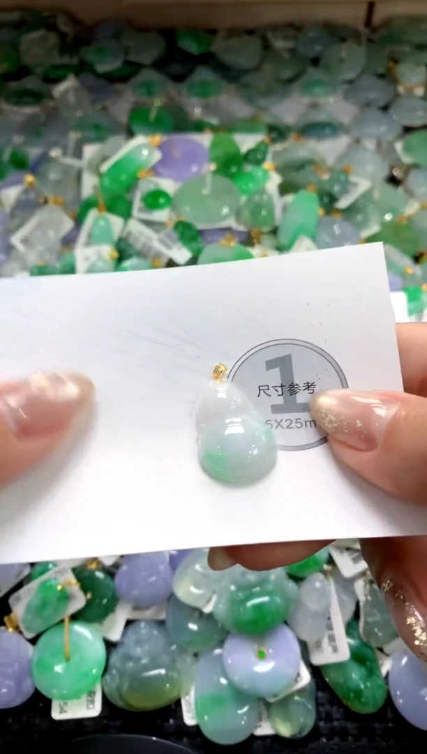 颈饰未镶嵌翡翠1111111111111111