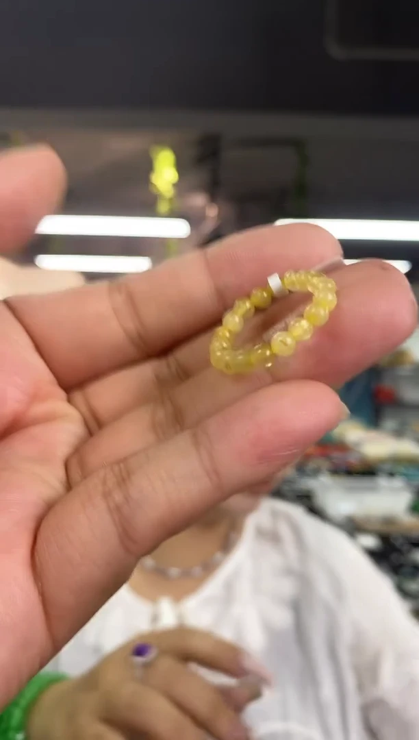 水晶戒指未镶嵌多样性发其一颜色微差