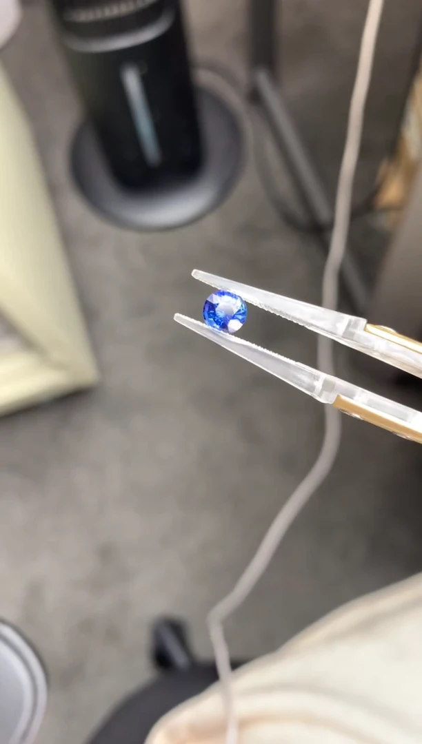 裸石蓝宝石1.1ct皇家蓝 FE  定制