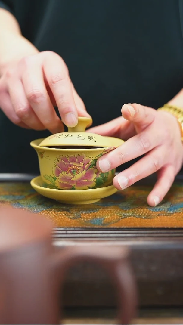【闪购商品】紫砂茶杯2.20 本绿  三才盖碗