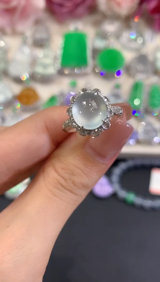 18K金镶嵌戒指翡翠q116