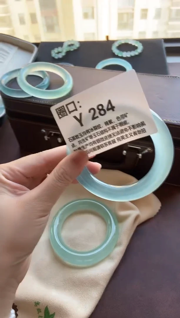F****k专拍链接 一物一拍