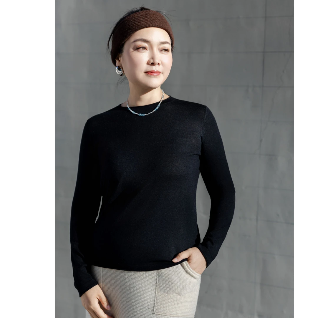 雅比那【云追月】精纺丝羊绒卷边圆领套衫