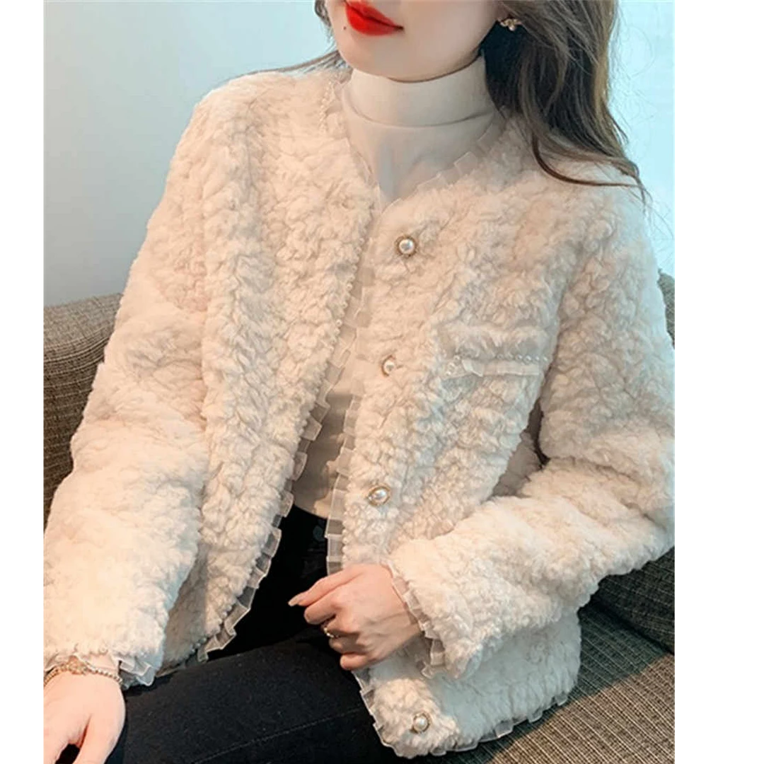 【当天发+运费险】小香风毛毛外套小个子显瘦蕾丝钉珠款上衣YY399