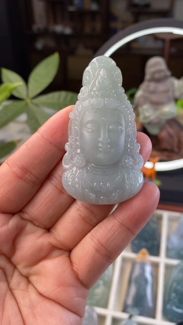 【闪购商品】翡翠颈饰未镶嵌观音首