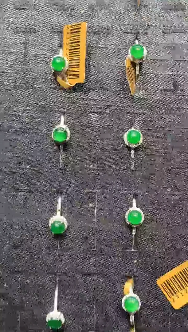 【闪购商品】定制翡翠未镶嵌11定制翡翠-多样性发货（发其一）