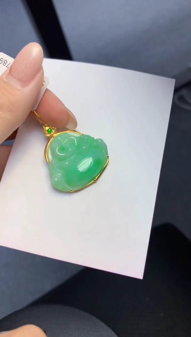 颈饰18K金镶嵌翡翠天然缅甸a货翡翠百元以上9元证书费自理