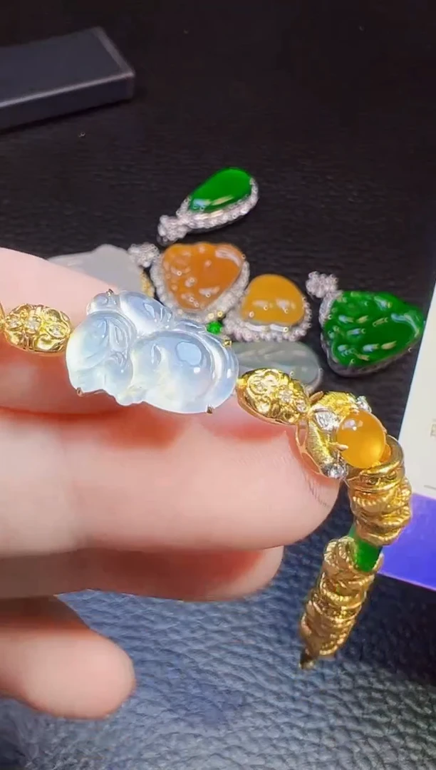 足金镶嵌手链翡翠梓*翡翠