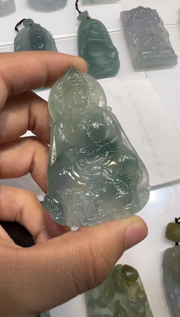 未镶嵌定制翡翠普贤