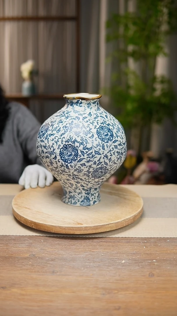 【闪购商品】陶瓷  花器青花瓷缠枝莲灯笼