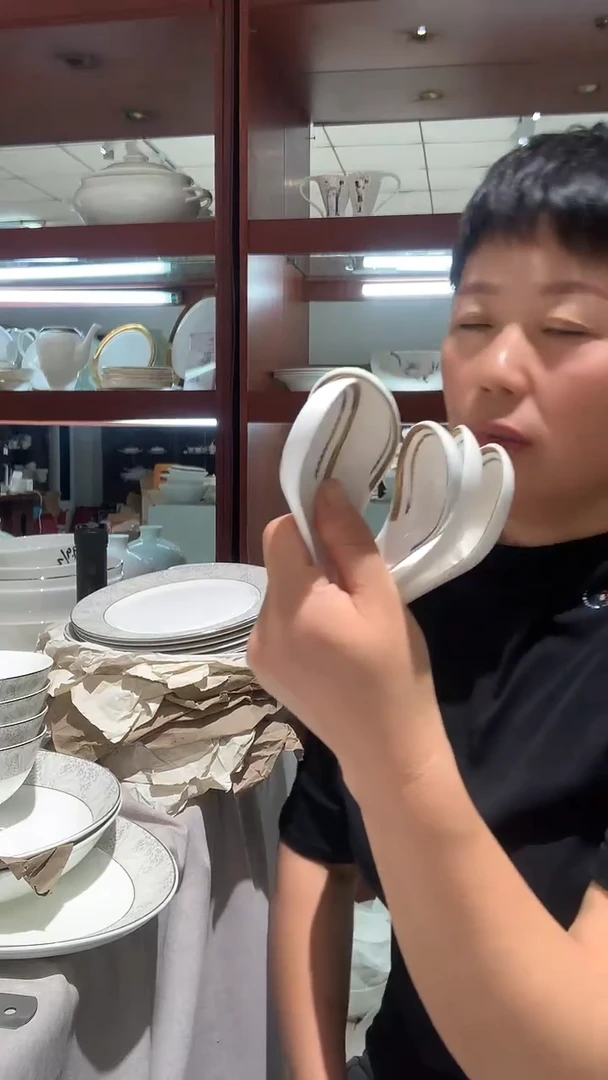 5个小调羹隆达骨质瓷